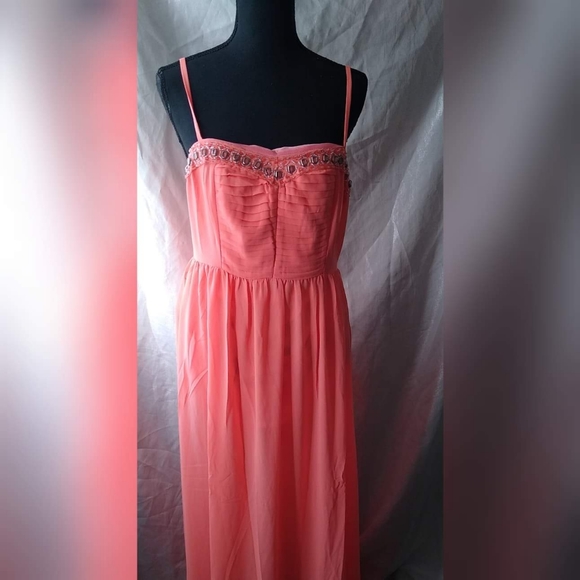 Sale 5 Mixed Clothing Box Lot Sale - Picture 2 of 16